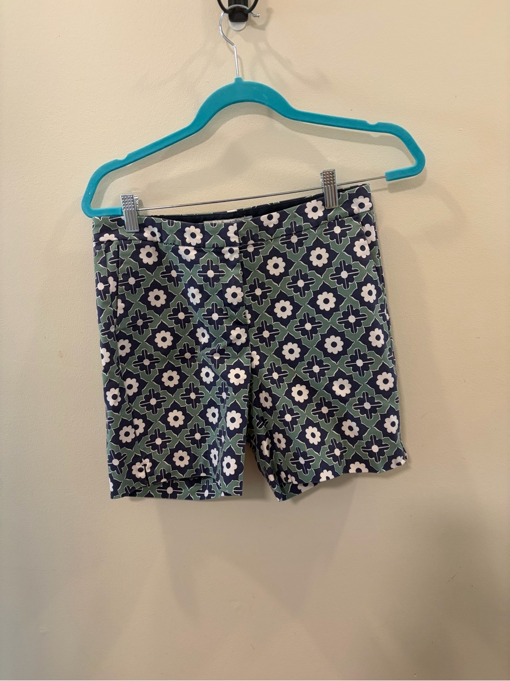 Boden Women Floral-Pattern Stretch Shorts size 4